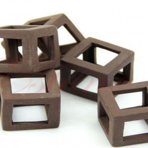 1 Adet SERAMİK KARİDES KÜPÜ SUDOKU KÜP 2x2 Cm 